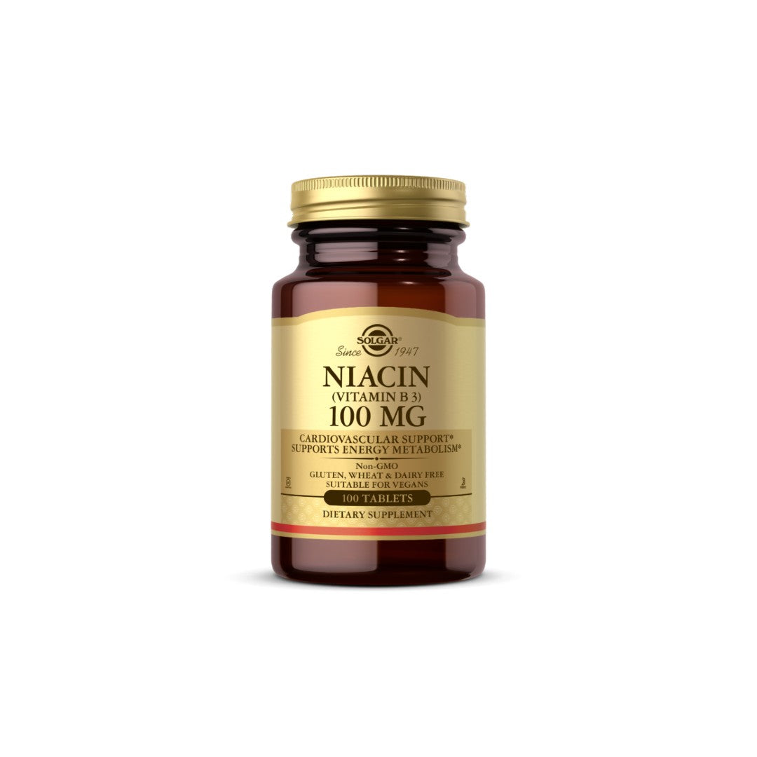 Solgar Niacina Vitamina B-3 100mg cápsulas recubiertas sobre fondo blanco para la salud del sistema nervioso.