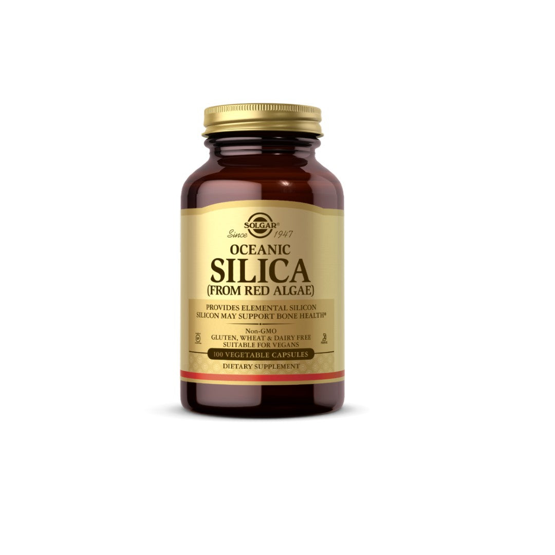 Un frasco de Solgar Sílice Oceánica 25 mg 100 Cápsulas Vegetales, adecuada para promover la salud del cabello y las uñas, sobre fondo blanco.